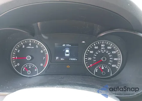 2019 Kia Optima Lx из США, поврежденный, VIN 5XXGT4L30KG319838